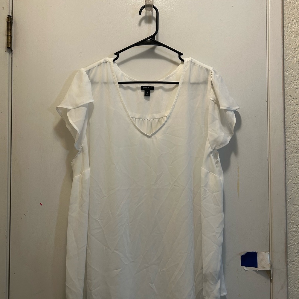 Torrid Ivory Flutter Sleeve Blouse